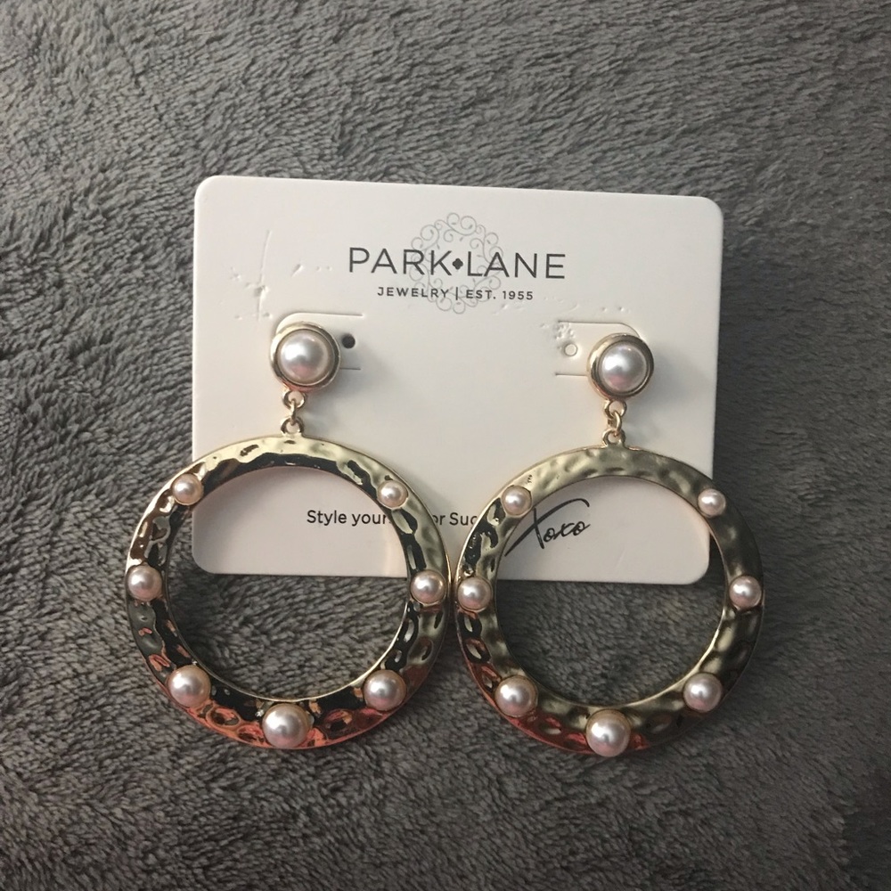 Park Lane Angel Earrings